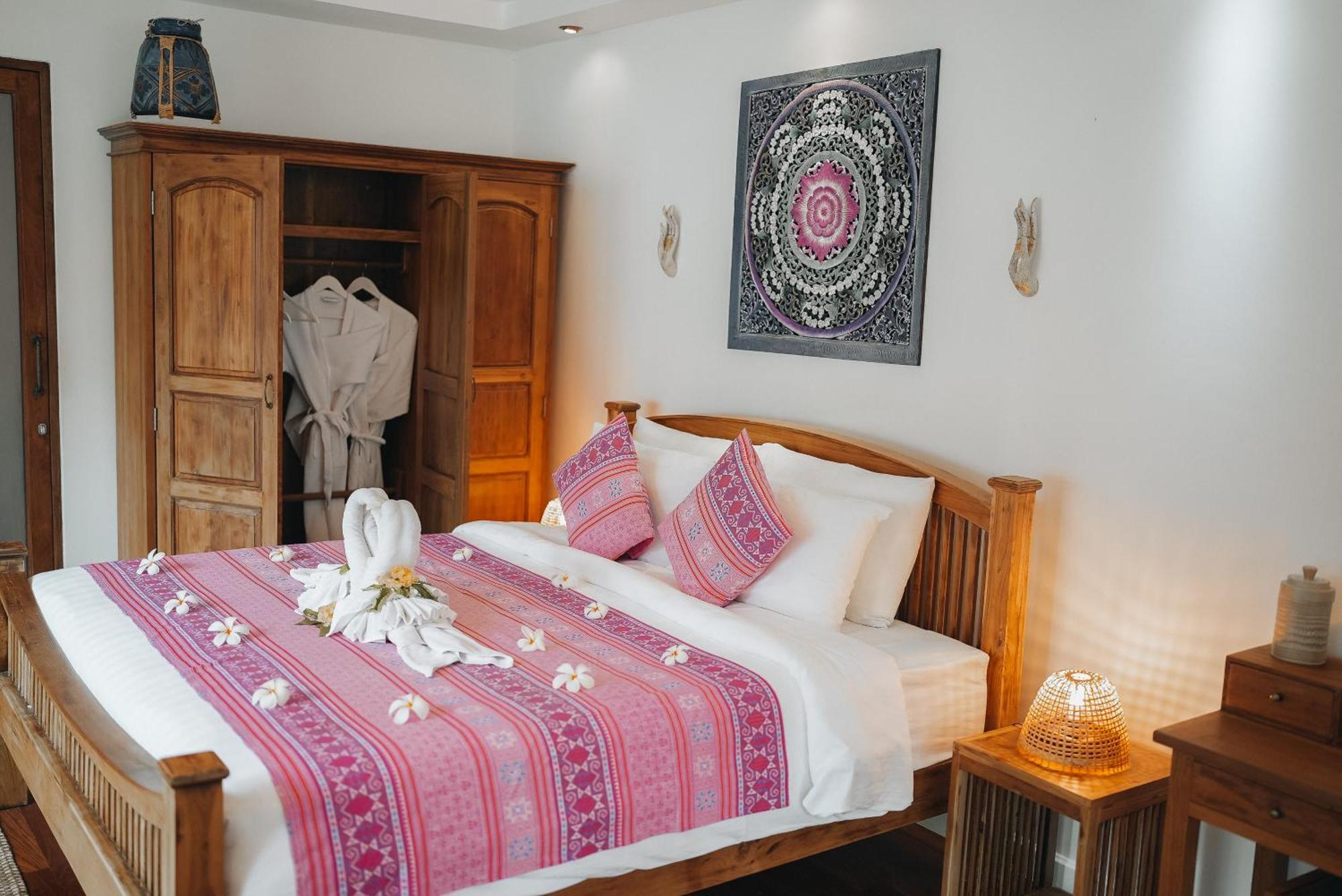 Soul Villas - Beachfront Private Pool Villas, Phuket Nature Retreat Panwa Beach Екстериор снимка