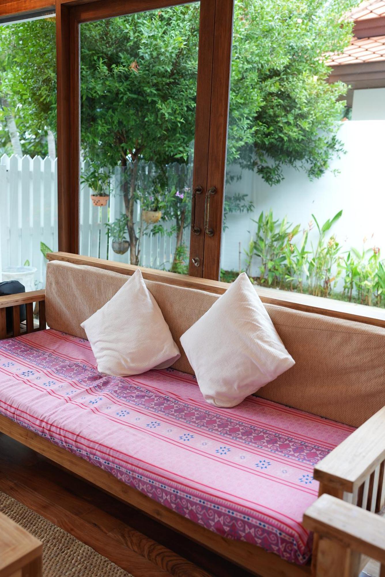 Soul Villas - Beachfront Private Pool Villas, Phuket Nature Retreat Panwa Beach Екстериор снимка
